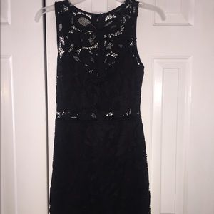 Black mimi dress